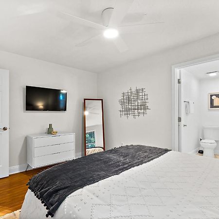 Private Uptown Flat - Walk To Nights Of Lights! Apartment St. Augustine Luaran gambar