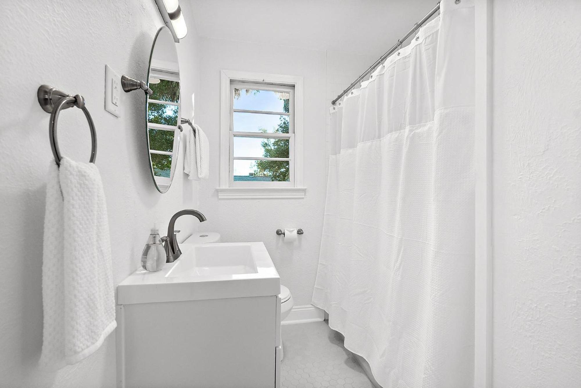 Private Uptown Flat - Walk To Nights Of Lights! Apartment St. Augustine Luaran gambar