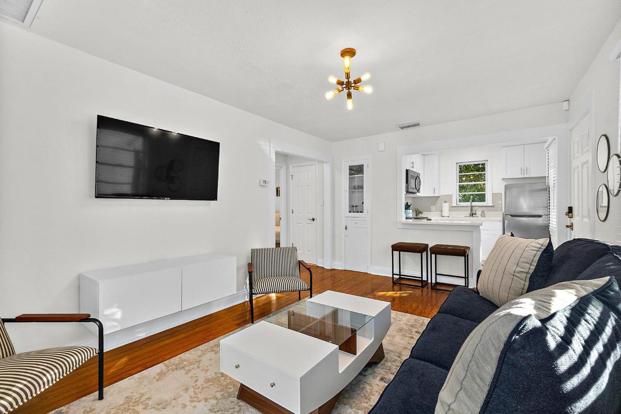 Private Uptown Flat - Walk To Nights Of Lights! Apartment St. Augustine Luaran gambar